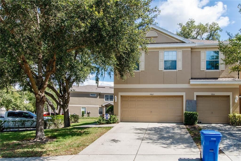 9802 Blue Palm Way, Tampa, FL 33610 primary photo
