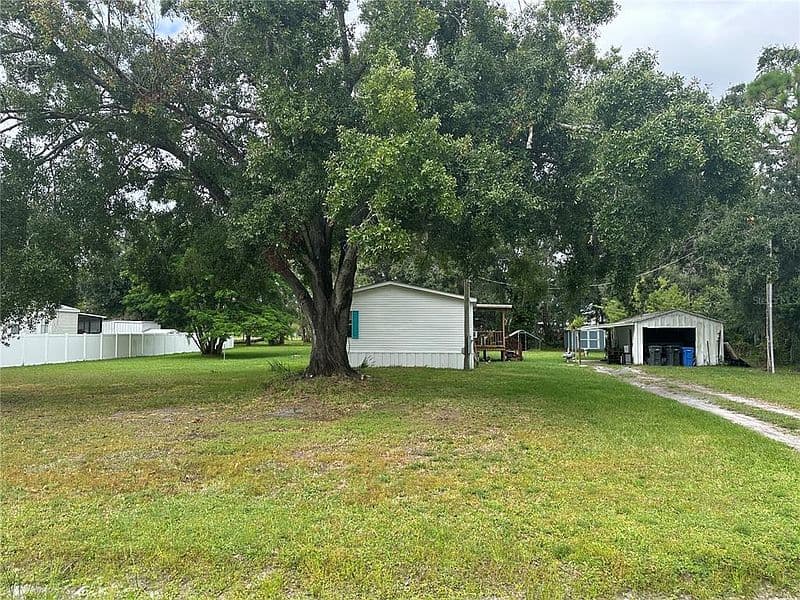12507 Glenna Ave, Tampa, FL 33635 photo 2