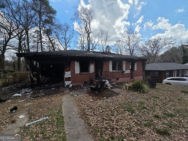 678 Quaker St SW, Atlanta, GA 30315 photo 2