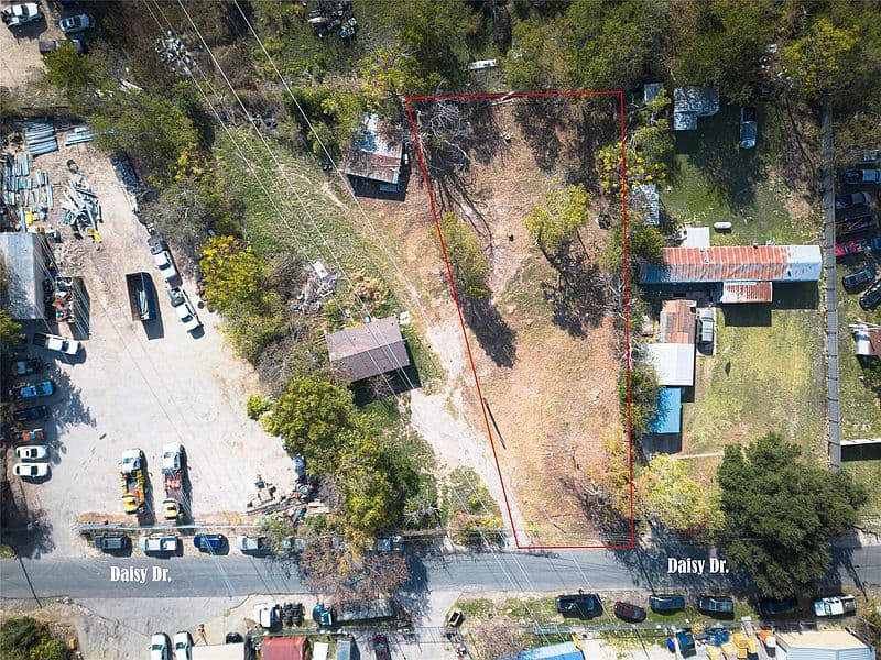 2307 Daisy Dr, Austin, TX 78727 photo 2