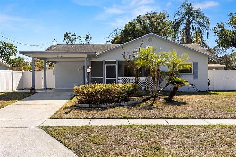 4115 E 97th Ave, Tampa, FL 33617 photo 2