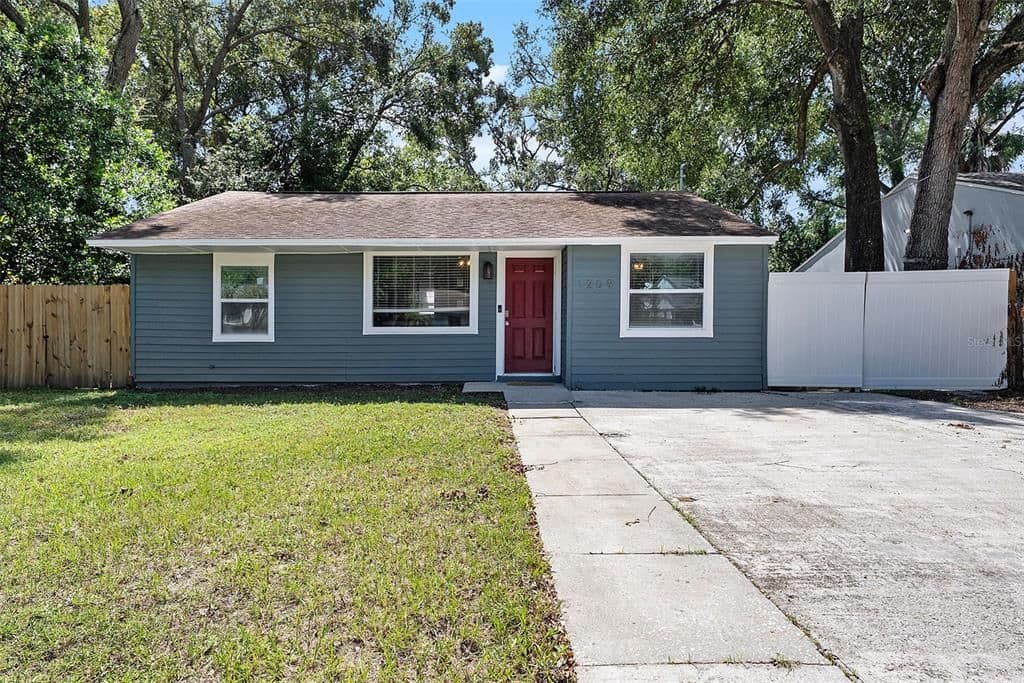 1209 E Flora St, Tampa, FL 33604 primary photo
