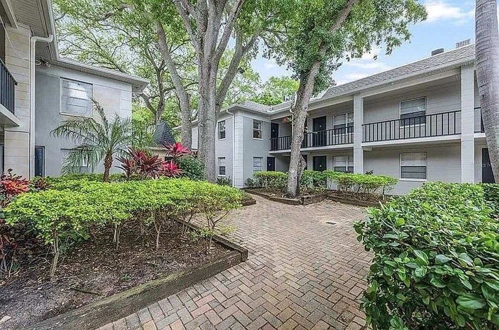 5221 Bayshore Blvd, Tampa, FL 33611 primary photo