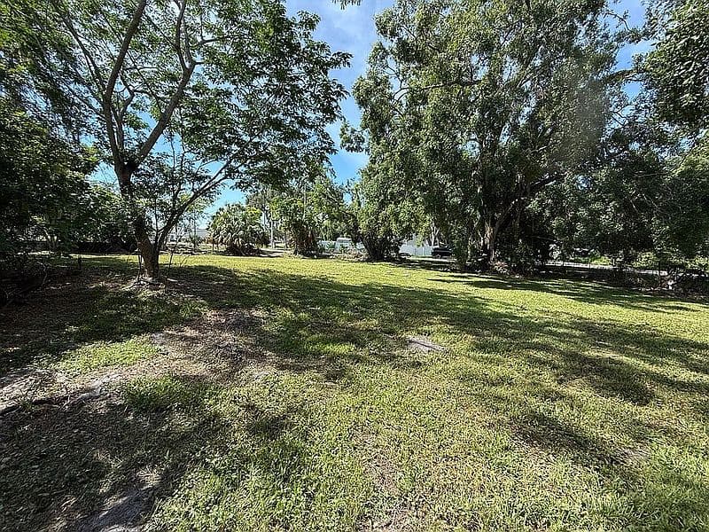3902 E Hanlon St, Tampa, FL 33604 photo 2