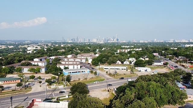 1193 Ridge Dr, Austin, TX 78721 photo 3