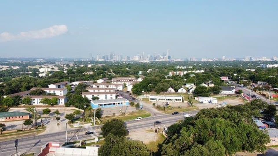 1193 Ridge Dr, Austin, TX 78721 primary photo