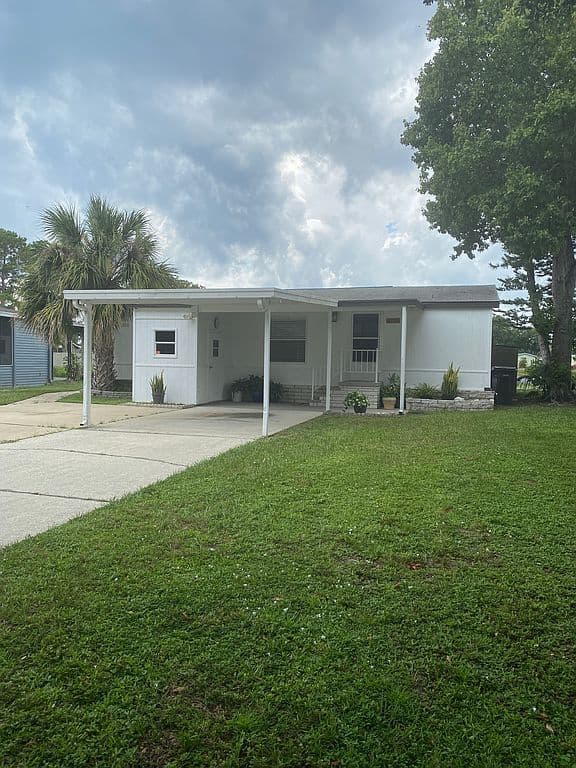 8725 Waterway Dr, Tampa, FL 33635 primary photo