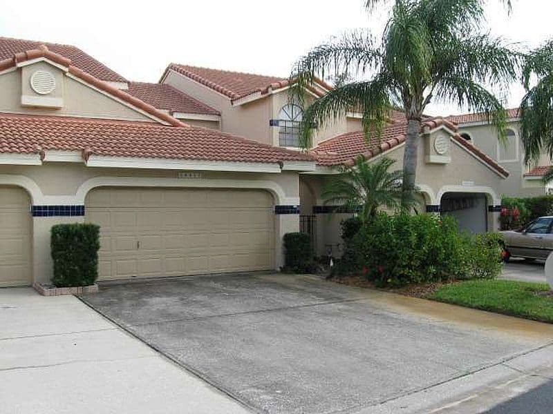 10417 Saint Tropez Pl, Tampa, FL 33615 photo 2