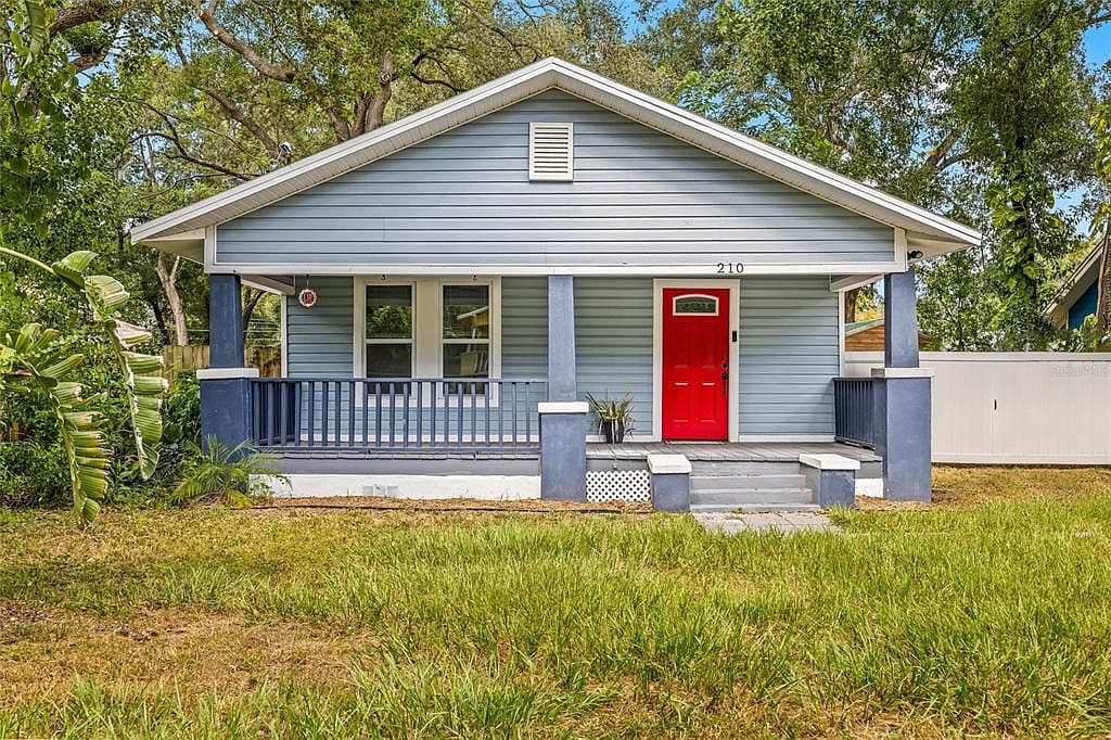 210 E Cluster Ave, Tampa, FL 33604 photo 3