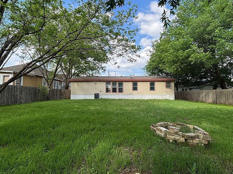 635 W Dittmar Rd, Austin, TX 78745 photo 2
