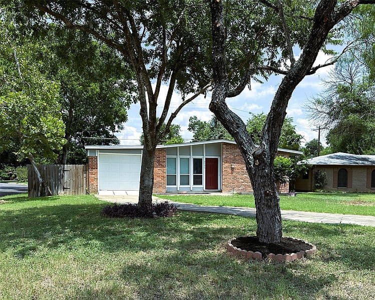 7000 Bryn Mawr Cv, Austin, TX 78723 photo 2