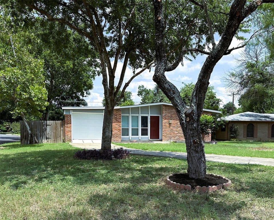 7000 Bryn Mawr Cv, Austin, TX 78723 primary photo