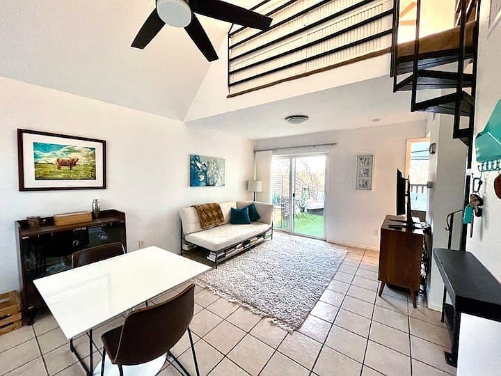 1514 Parker Ln, Austin, TX 78741 photo 3