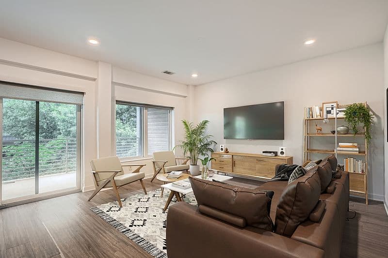4361 S Congress Ave, Austin, TX 78745 photo 2