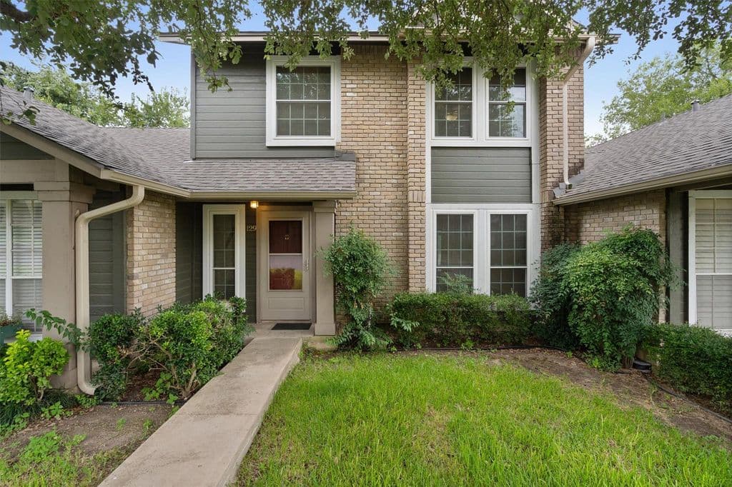 1015 E Yager Ln, Austin, TX 78753 primary photo