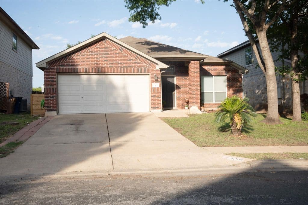 9305 Pioneer Forest Dr, Austin, TX 78744 primary photo