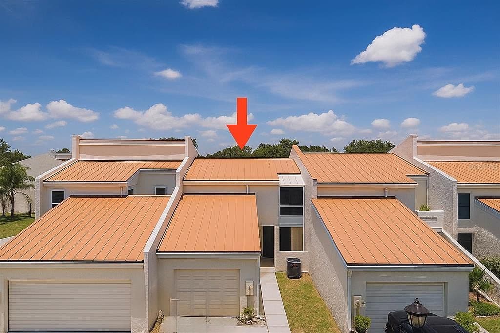 4360 Outrigger Ln, Tampa, FL 33615 photo 3