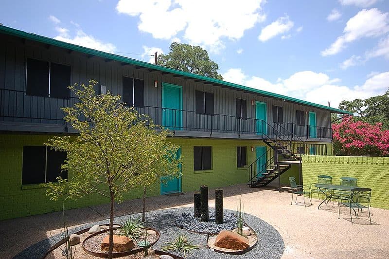3914 Ave D, Austin, TX 78751 photo 2
