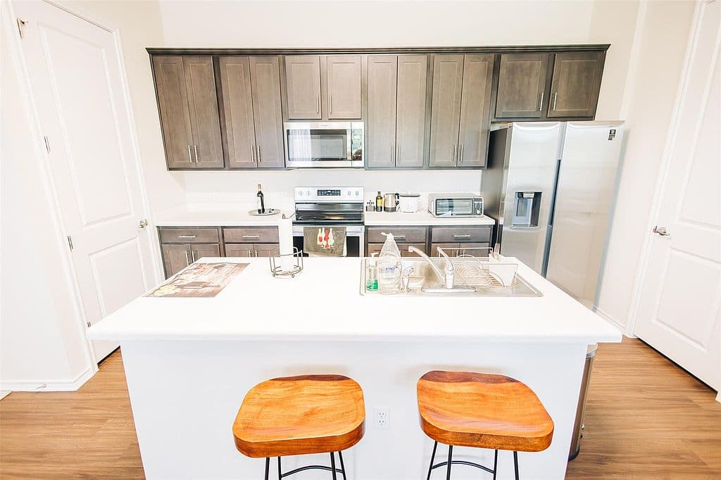 8601 West Gate Blvd, Austin, TX 78745 photo 3