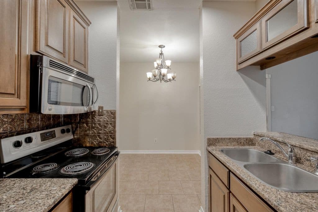 12166 Metric Blvd, Austin, TX 78758 primary photo