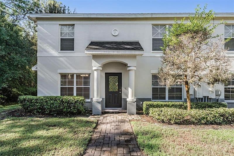 9624 Charlesberg Dr, Tampa, FL 33635 photo 2