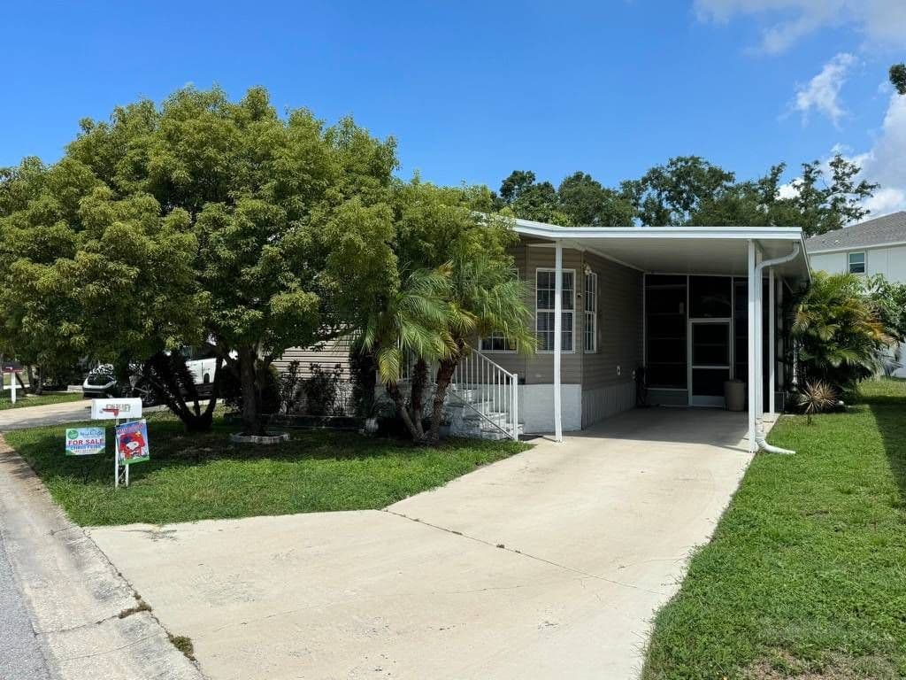 3711 Binnacle Dr, Tampa, FL 33611 primary photo