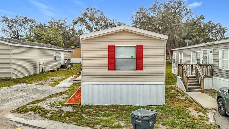 9325 Sunset Dr, Tampa, FL 33610 photo 2